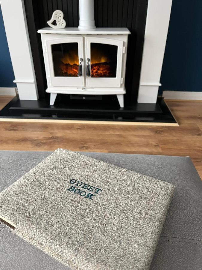 Marie'S Hoose Villa Stornoway  Bagian luar foto